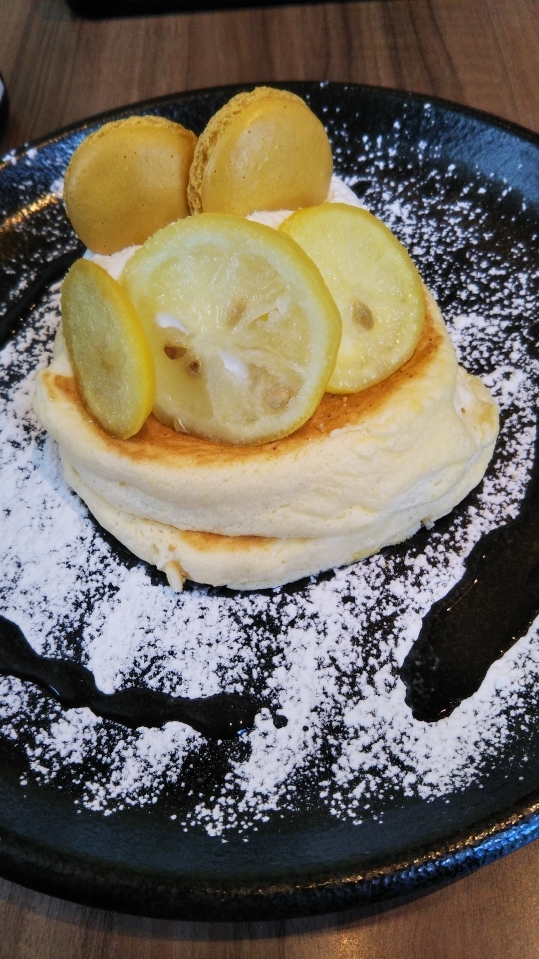 高倉町珈琲 レモンクリームリコッタパンケーキ_f0076001_23033738.jpg