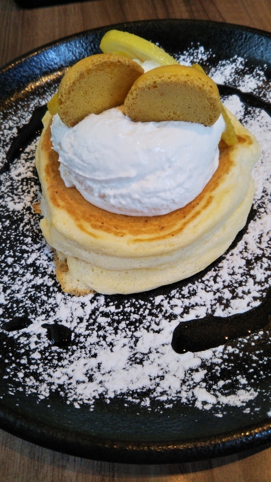 高倉町珈琲 レモンクリームリコッタパンケーキ_f0076001_23034565.jpg