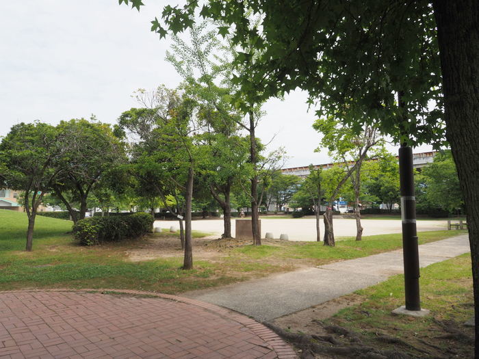 佐伯区民文化センター&五日市中央公園_c0116915_23215411.jpg