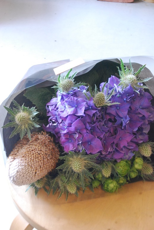 花束の発送_a0201358_18224157.jpg