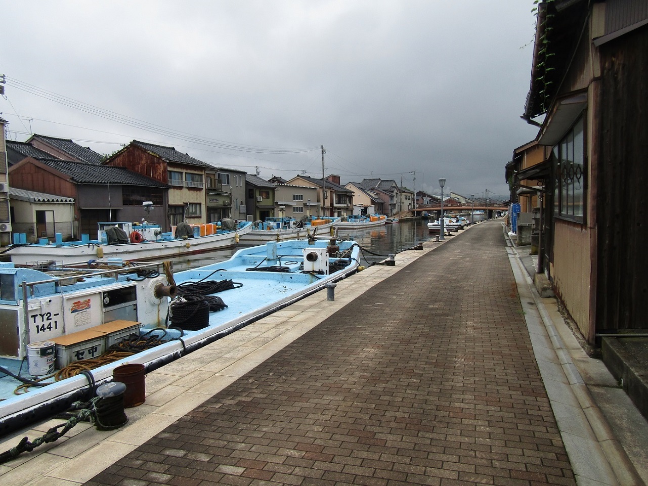 潮風の町・新湊で、ねこ歩き(後編)_f0281398_20513193.jpg