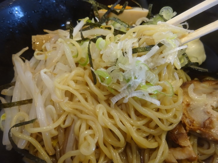【 氷見ラーメン 野々市店 】　冷やしラーメンっぽい雰囲気？　夏の定番。氷見の魚介香る、冷やし中華♪_d0396298_21434307.jpg