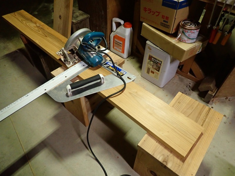 サーバー机の製作4夜目は・・・_c0336902_19515476.jpg
