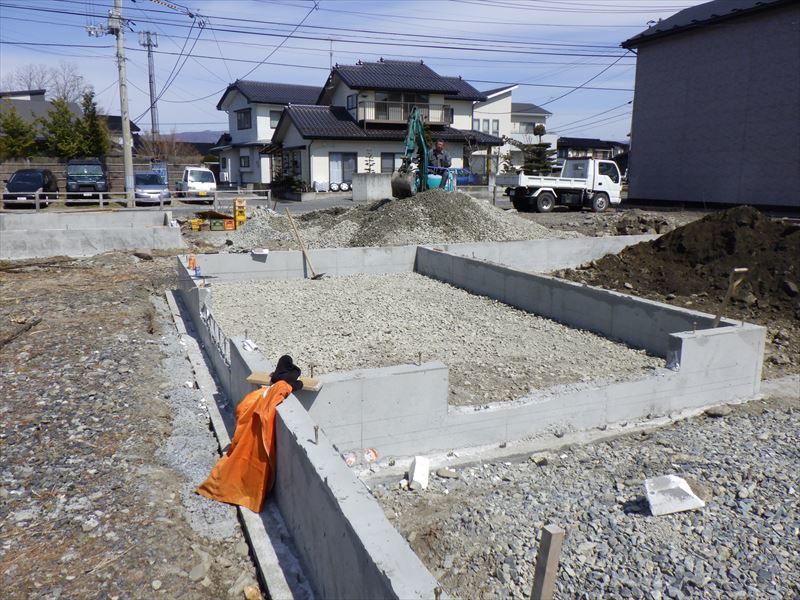 「とおの屋　要」様　どぶろく醸造所　新築工事　進行中。_f0105112_05440333.jpg