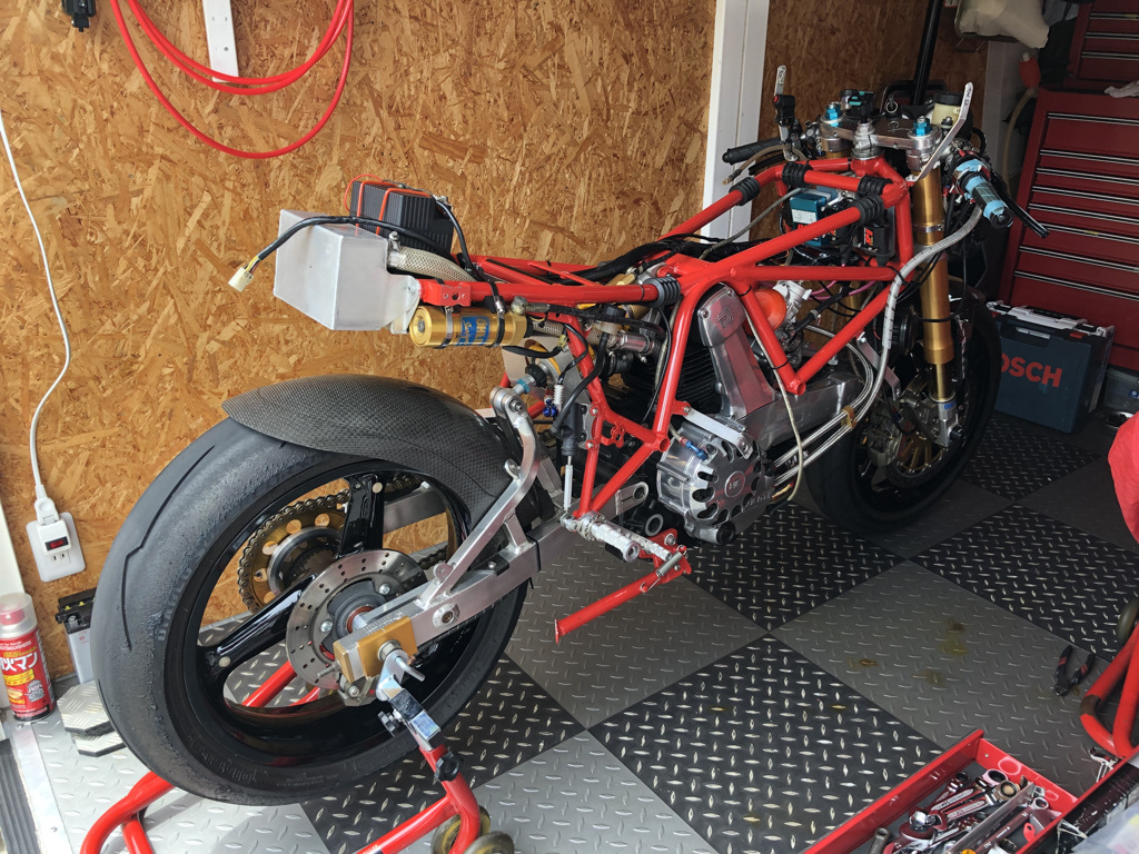 DUCATI TT1への道 106 バルブスプリングチェック_a0051924_22275801.jpeg