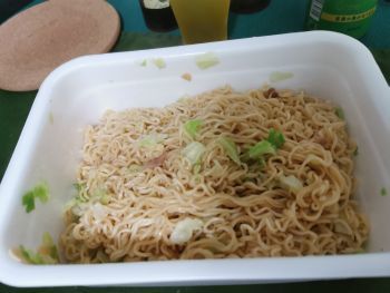 ペヤング 超超超大盛 ガーリックパワー 焼きそば_a0007462_11322549.jpg