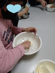 八尾もくばクッキング(アイスクリーム)の様子♪_f0370162_15550067.jpg