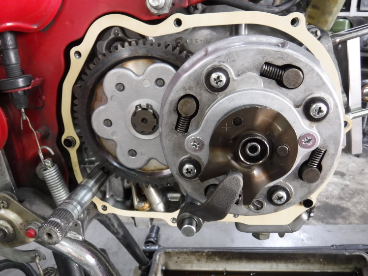 MD90 腰上OH作業その1 : モーターヘッド サイクルショップ MD90 腰上OH作業その1 : モーターヘッド サイクルショップ