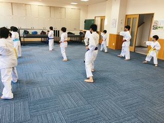 日曜空手　屯田教室　新琴似・新川教室_c0118332_13414729.jpeg