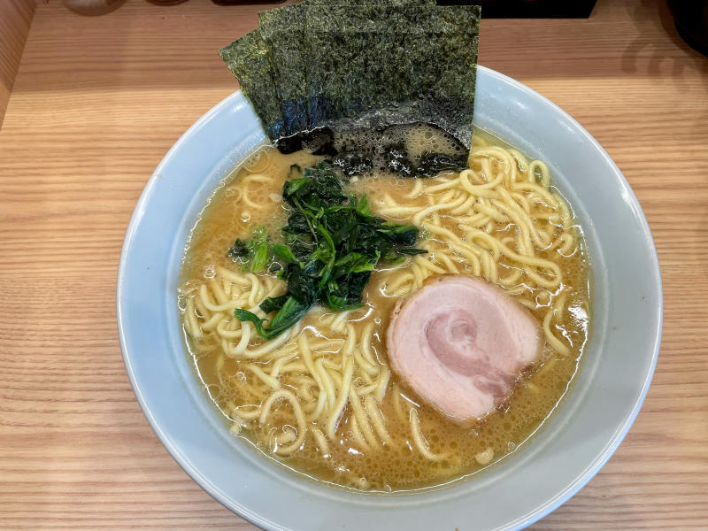 【意外な?人気の】ラーメン たかし屋@犢橋 ~ファミレスならぬ、ファミラーか_b0008655_16072587.jpg