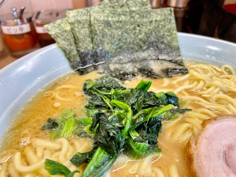 【意外な?人気の】ラーメン たかし屋@犢橋 ~ファミレスならぬ、ファミラーか_b0008655_16073576.jpg