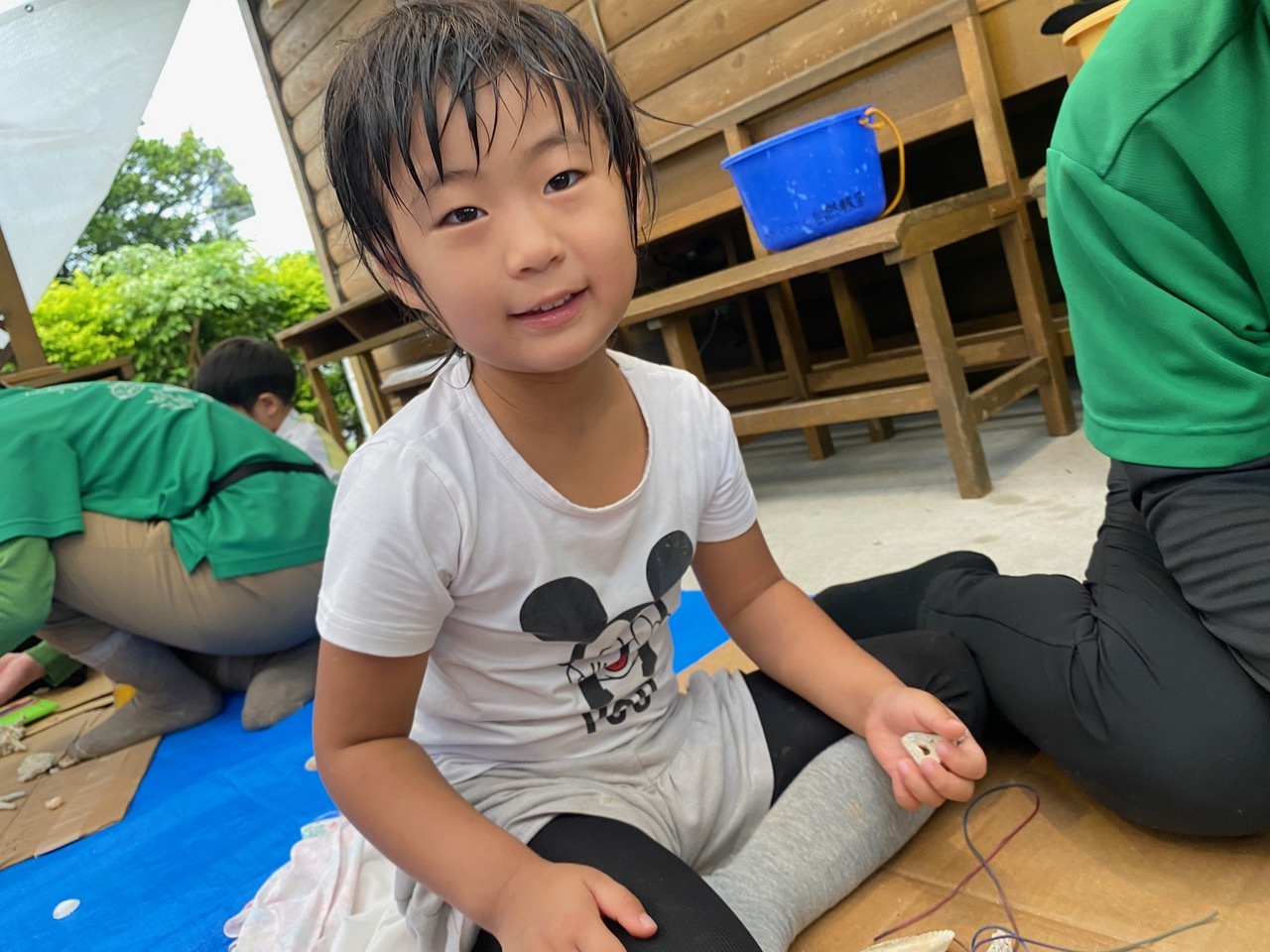 青空ようちえん〔週末〕海辺あそび!(6/27)雨が降る日はその時にしかできない海辺遊びを楽しもう!雲の合間をみて海に出発だ!_d0363878_20011221.jpeg