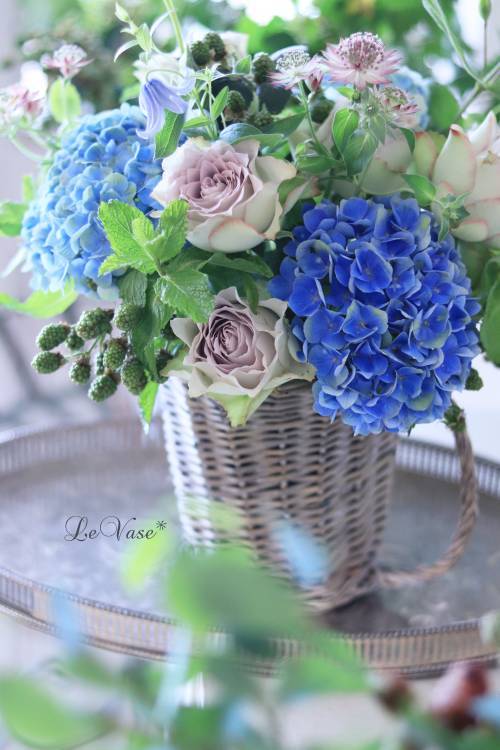 6月Living flower クラス「紫陽花とバラのバスケットアレンジ」_e0158653_09423063.jpg