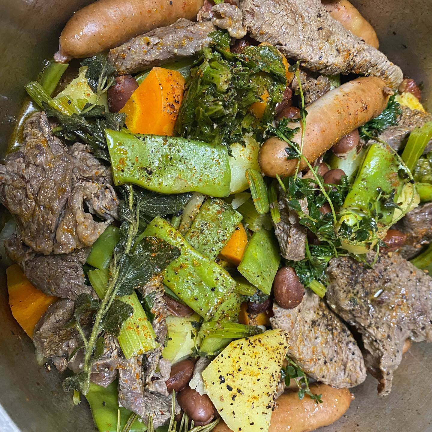 牛肉と根菜のハーブ蒸し チリパウダー_d0122797_22533328.jpeg