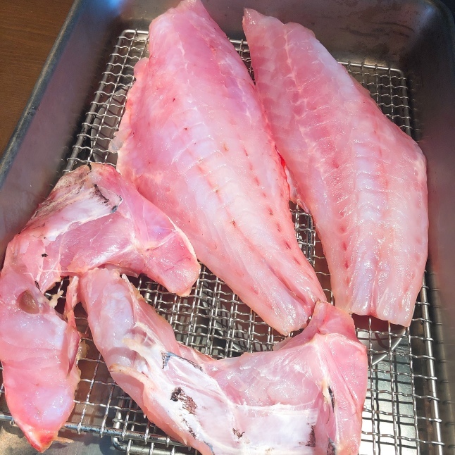 2 9kgのメヌケ熟成出来てます 炭火焼きで用意してます Tavola Calda Miyake
