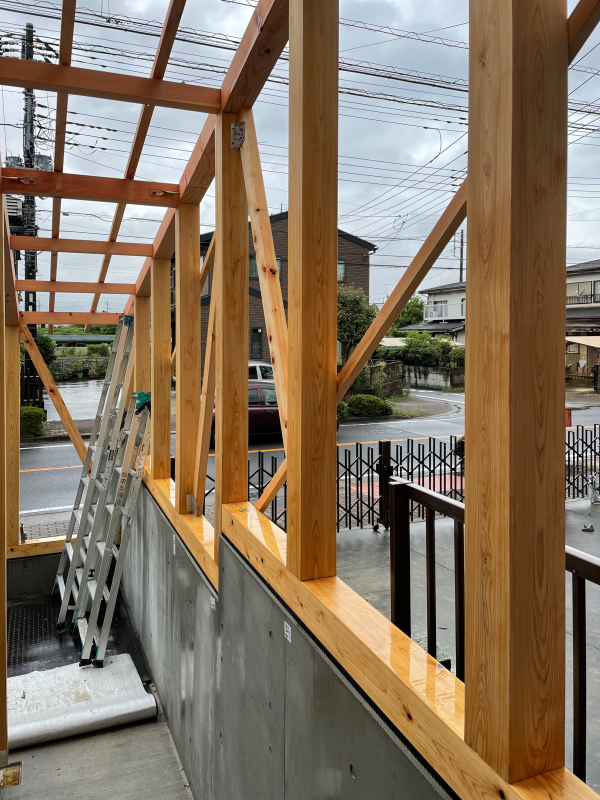 ポーチ部建て方完了(It邸)_d0086022_20433142.jpg