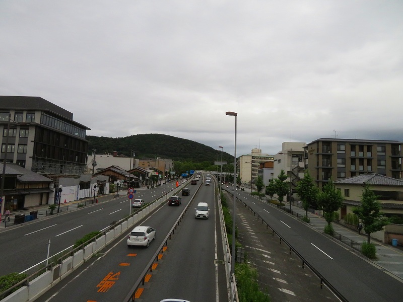 五条通の歩道橋からの眺め20210701 ヒストリカル・シェア!(京都中心の四季・歴史・祭…)