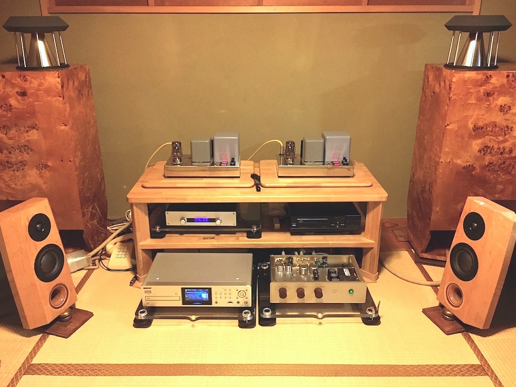 対向法での音場の実験は_f0108399_17524284.jpg