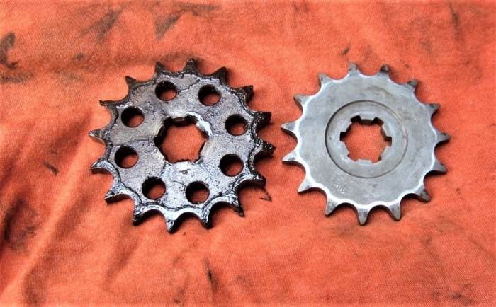 T90D Fr.スプロケット交換 : 日曜の朝はGUZZI、再び