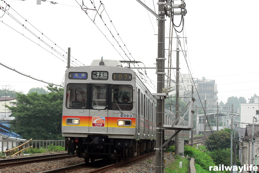 過渡期の大井町線 ～グラデ帯登場の頃～ : レィルウェイライフ