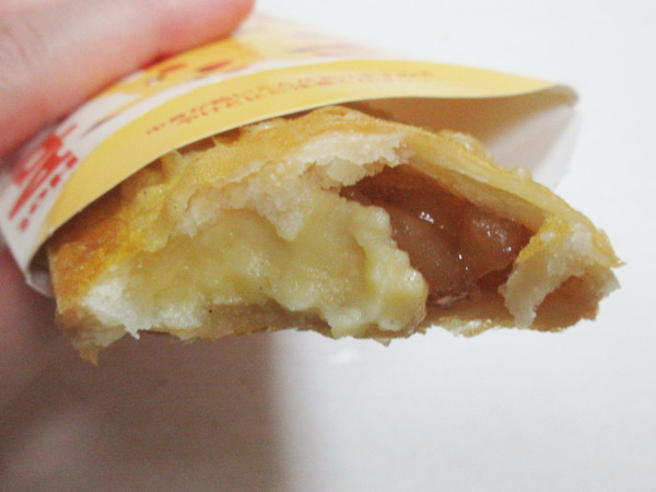 【マクドナルド】ホットアップルカスタードパイ_c0152767_09003195.jpg
