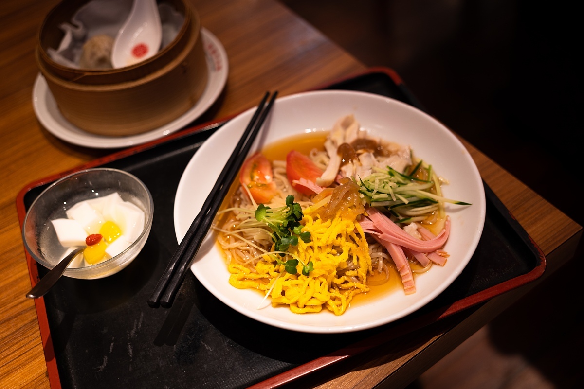 晩御飯はしょーろんぽーとれーちゅー_d0353489_12081328.jpg