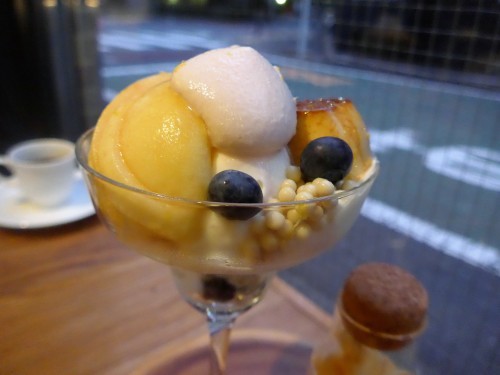 新宿御苑前「TSUBASA COFFEE」へ行く。_f0232060_10595110.jpg