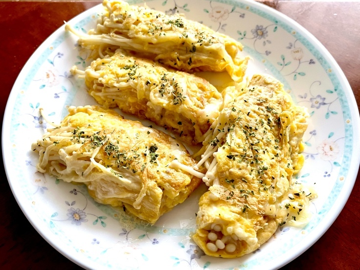 夕ごはんは カレーと玄米。えのきのピカタも。_c0212604_18412178.jpeg