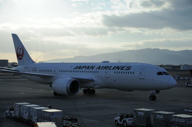 熊本空港から阿蘇山を超えて伊丹空港へ_c0081462_22353700.jpg