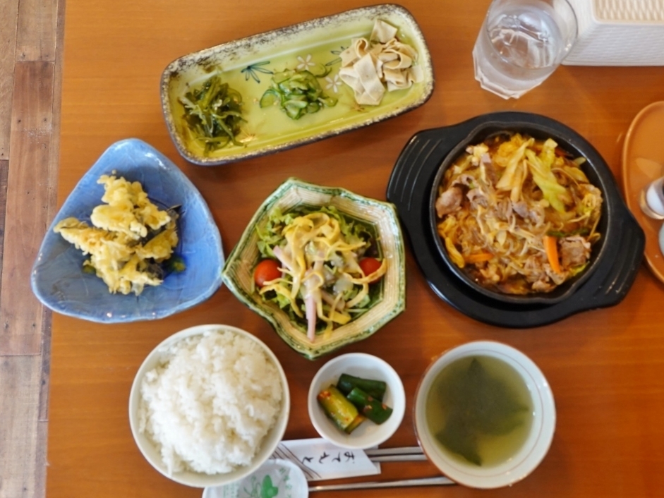 韓国家庭料理 ジャンモ 丈母 장모님 芋タンおかわり 韓国家庭料理 ジャンモ 丈母 장모님 芋タンおかわり
