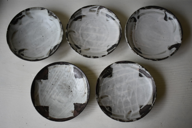 小野哲平 鉄化粧クロス小皿 Φ11cm