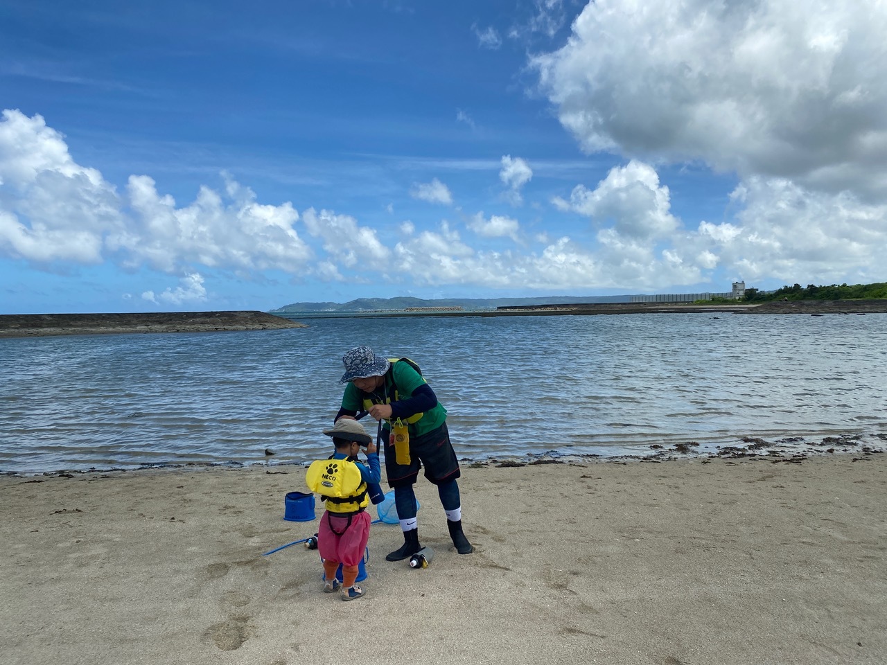 青空ようちえん〔平日〕キラキラ輝く青い海と空。平日の青空ようちえんの夏が始まる！目指すはいつもの海だー！_d0363878_14262749.jpeg