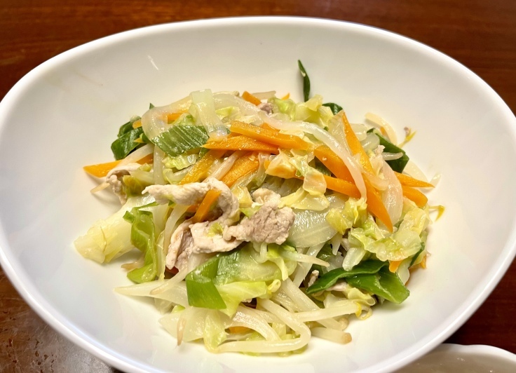 今日は在宅ランチ ★野菜炒め&キムチ納豆とうふ_c0212604_12313601.jpeg