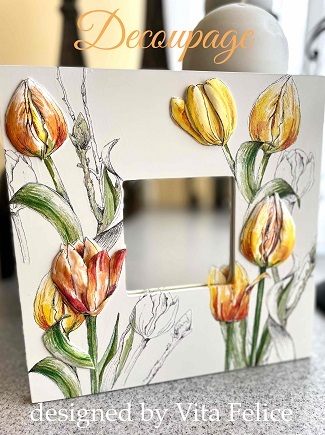 立体技法でデコパージュアートを : 神戸インテリアコーディネーターの