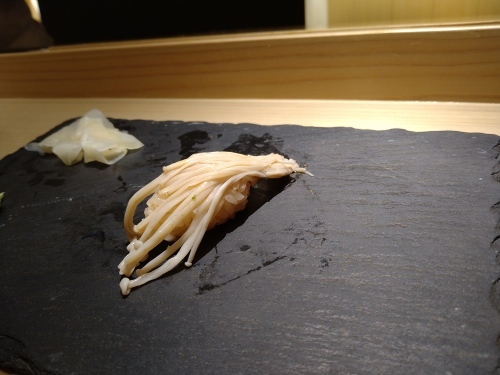 丸の内で、お鮨ランチ @まんてん鮨_c0100865_22023839.jpg