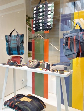 MARNI ナイロンバッグ　　ポップアップ！_b0122805_17231119.jpg