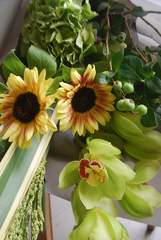 花束のご注文。_a0201358_16272845.jpg
