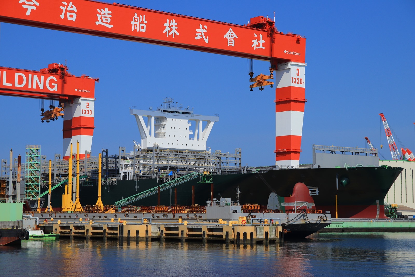 今治造船丸亀事業本部 EVERGREEN向け 11,000TEU 6番船 : 造船 今治造船丸亀事業本部 EVERGREEN向け 11,000TEU 6番船 : 造船
