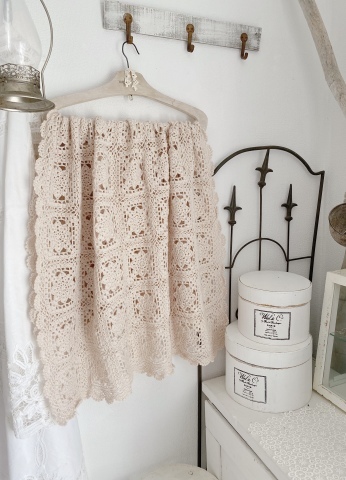 お上品なイメージで モチーフ編みブランケット*_f0348775_09281498.jpeg