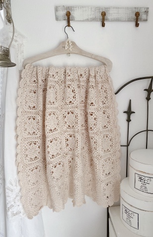 お上品なイメージで モチーフ編みブランケット*_f0348775_09371992.jpeg