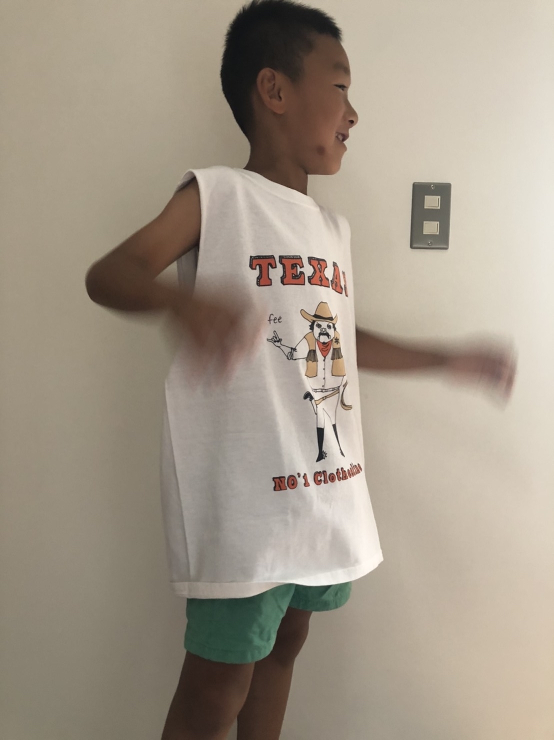 大盛況のファングTシャツ_e0357389_08542571.jpg