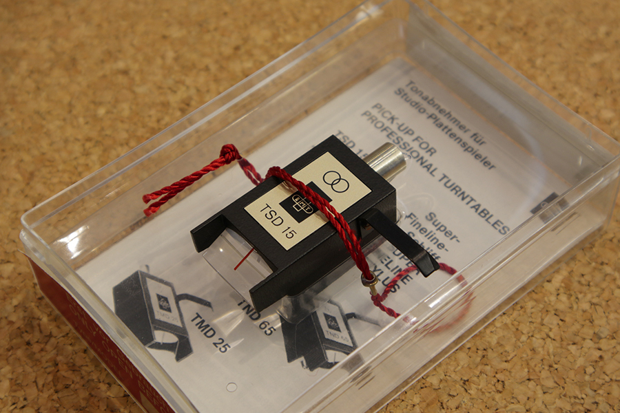 EMT「TSD15 SFL」「XSD15 SFL」USED入荷_e0404728_16462513.jpg