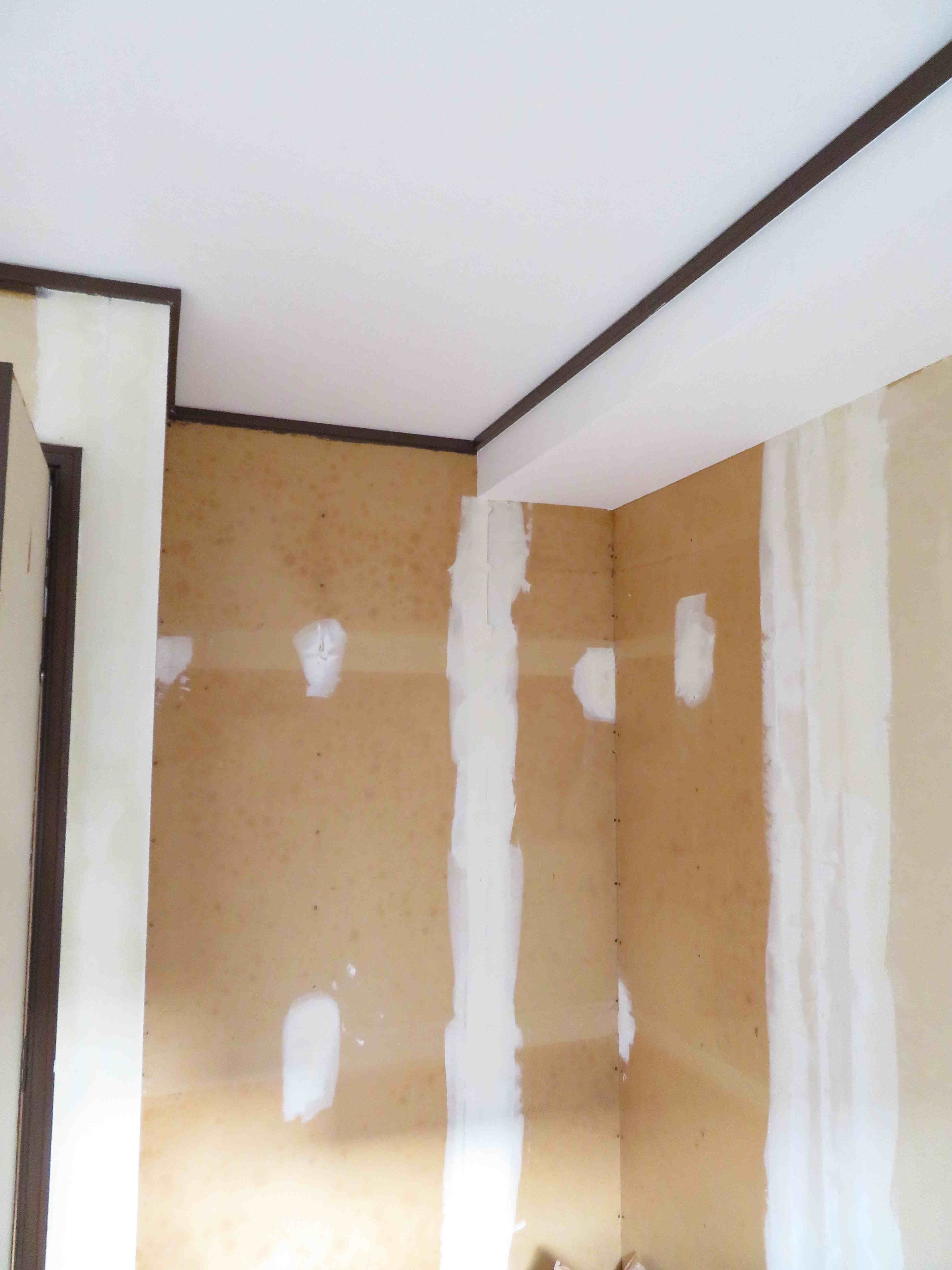 クロスの張り替え工事を承りました by interior styling of bright_c0157866_17305825.jpg