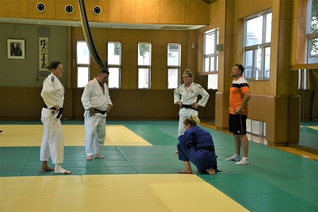 オランダ女子柔道チーム練習開始_d0130714_19165822.jpg
