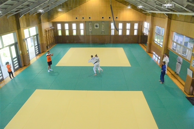 オランダ女子柔道チーム練習開始_d0130714_19165843.jpg