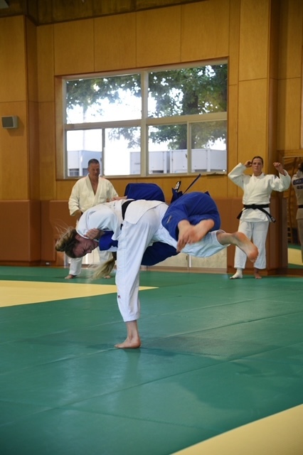 オランダ女子柔道チーム練習開始_d0130714_19165871.jpg