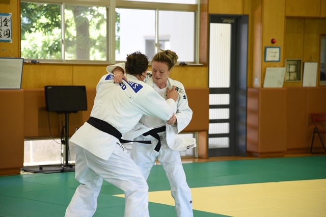 オランダ女子柔道チーム練習開始_d0130714_19165877.jpg