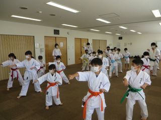 日曜空手　屯田教室　新琴似・新川教室_c0118332_12522921.jpg