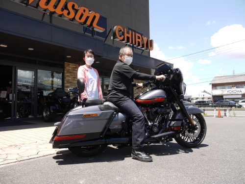 CVO納車です!_b0317459_15405063.jpg
