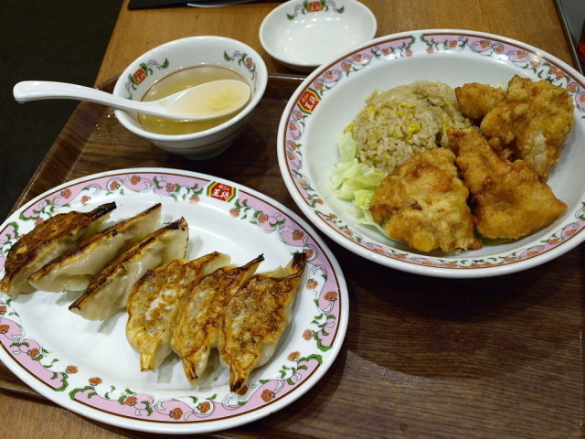 餃子の王将 イオンモール苫小牧店(鶏のから揚げ炒飯 Aセット)_d0153062_20550415.jpg